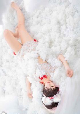 他抬高她的腰撞到最深_国产剧免费电视剧