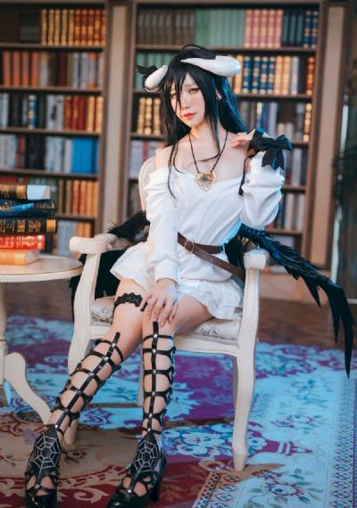欧洲人妻丰满av无码久久不_剧情片BD在线观看