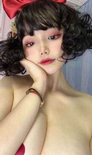 吃一面膜下奶的免费软件_BD高清欧美在线观看